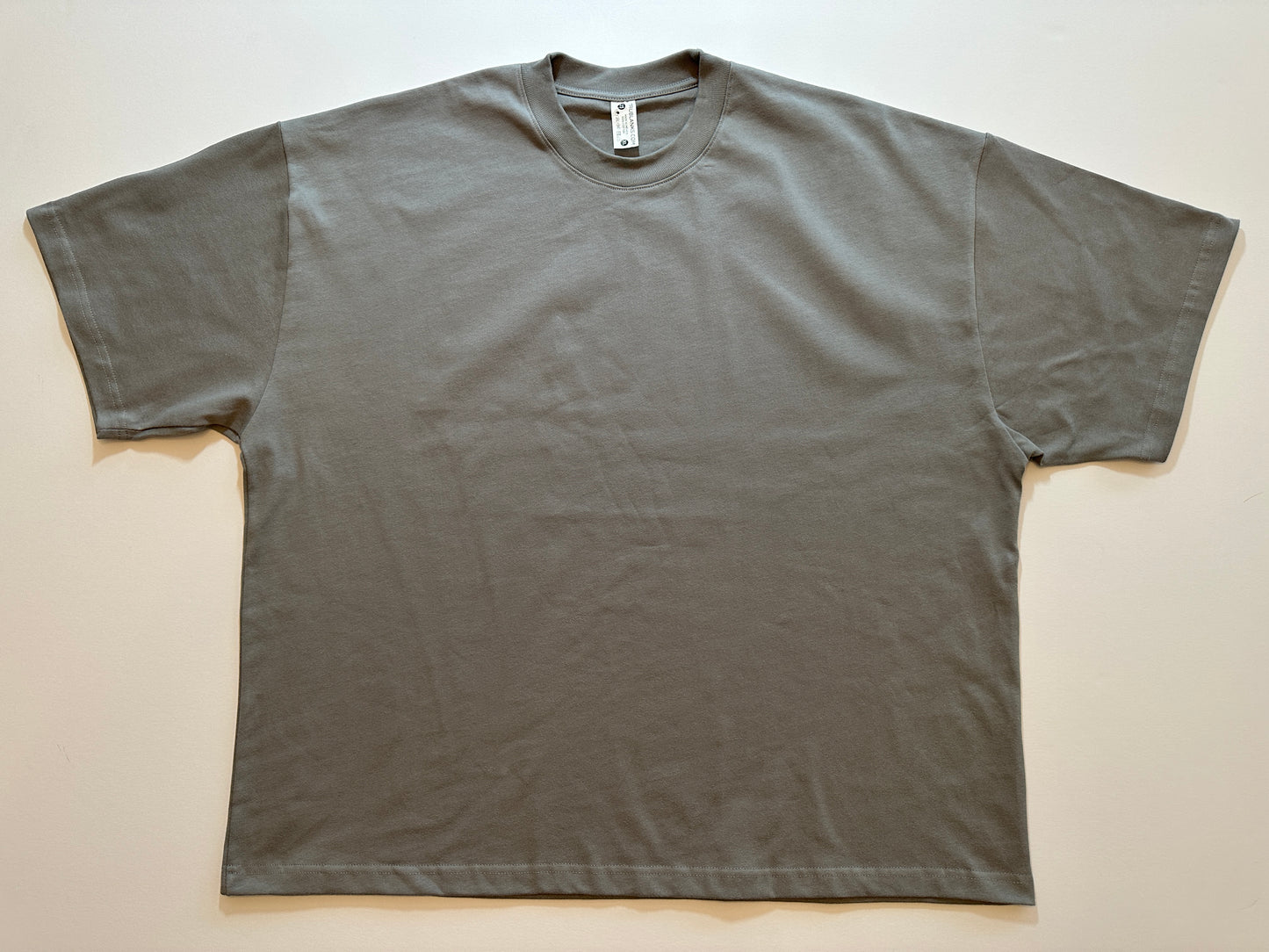 100% Cotton 330GSM(10 Ounces) Oversized Solid Tee